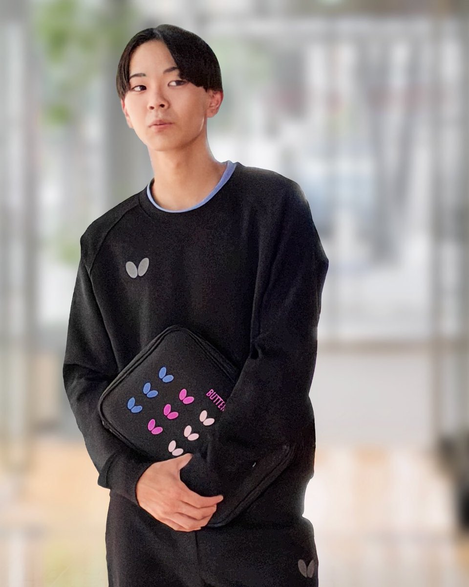 BUTTERFLY_JAPAN's tweet photo. 伸縮性と肌触りの良さを兼ね備えたBTYテックシリーズは、スウェットシャツとフーディージャケットにパンツがラインナップ。トレーニングや練習や試合の間など、さまざまなシーンで活躍します。
https://t.co/UdN7BnExNe
#バタフライ #卓球 #カジュアル #butterfly #tabletennis #casualstyle https://t.co/IBCh4h4aCm
