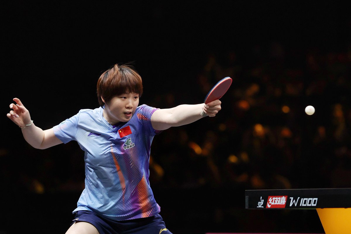 CGTNSportsScene's tweet photo. 🇨🇳Home fans rejoice💪
Kuai Man & Zhou Qihao advanced at the 2026 #ChinaSmash in Beijing.
14th seed Zhou survived a five-game battle 🆚 Izaac Quek🇸🇬 (8-11/12-10/11-3/7-11/11-3).
Fourth seed Kuai Man swept Doo Hoi Kem from Hong Kong SAR (11-6/11-9/11-6).
#WTTSmash #TableTennis https://t.co/eFUgefrNTw