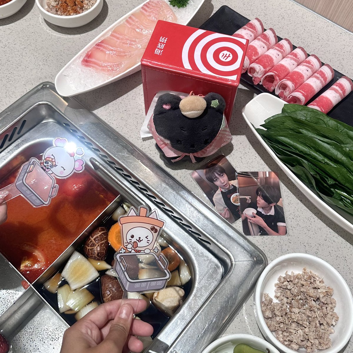 baebelar's tweet photo. แอบไปกินมาแล้ว ฟริน นั่งกินไปฟังเพลงน้องวิชไปจอยมาก🥹 สาขา ctw เขาแถมชากับไอติมให้ด้วยอาหย่อย🤍⭐️ https://t.co/nyFXJTz1jf