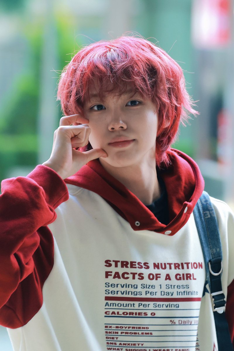 httpssmcokr's tweet photo. 261005 ㅎㅇ #성민 #안성민 #크래비티 #CRAVITY https://t.co/zH62G8HjAw