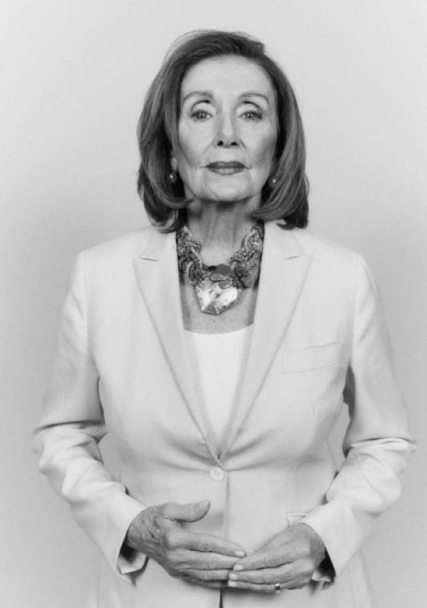 SLOTUSNEW's tweet photo. 🚨Should Nancy Pelosi be charged with setting up January 6th??

A. YES
B. NO https://t.co/bsy1eMl5gT