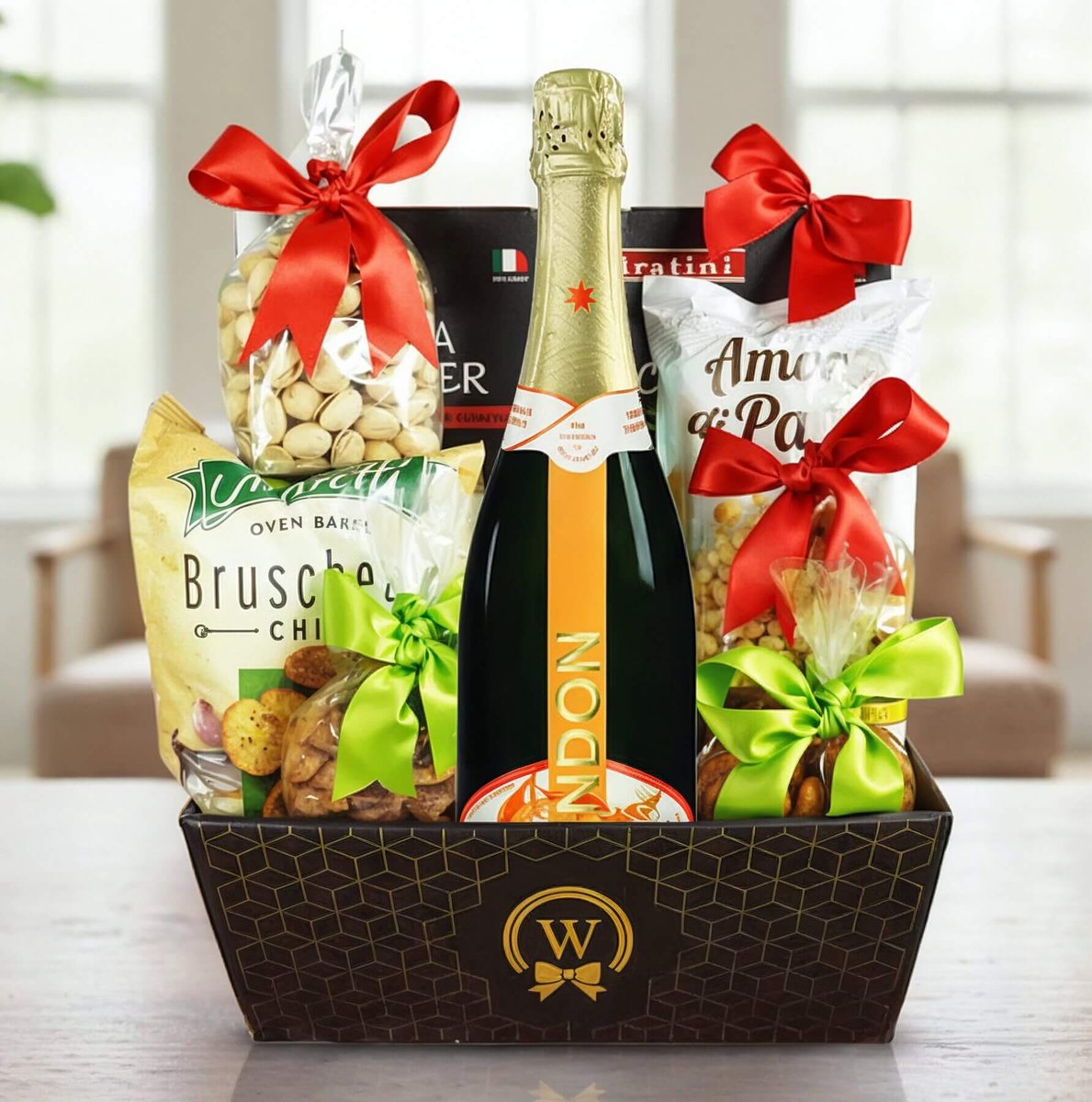 WalwaterE's tweet photo. Sending gifts to remote employees across Europe? Start with the recipient list, not the gift. 

Read the guide:
https://t.co/HyRS4FNyUl

Order Today.
#RemoteTeams #EmployeeGifts #WalwaterGifts #CorporateGiftin https://t.co/qE6Xwtm3ER