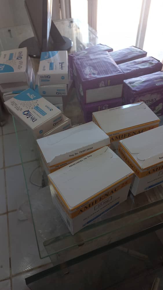 noeleeisaround's tweet photo. These sanitary products and medical supplies were sent to kurdfan last year because of you efforts and help,we aim to help more than 20,000 girl in kurdfan .
last donations was 9 months ago 

https://t.co/cTcl1hANHR https://t.co/v1WLFzgjz2