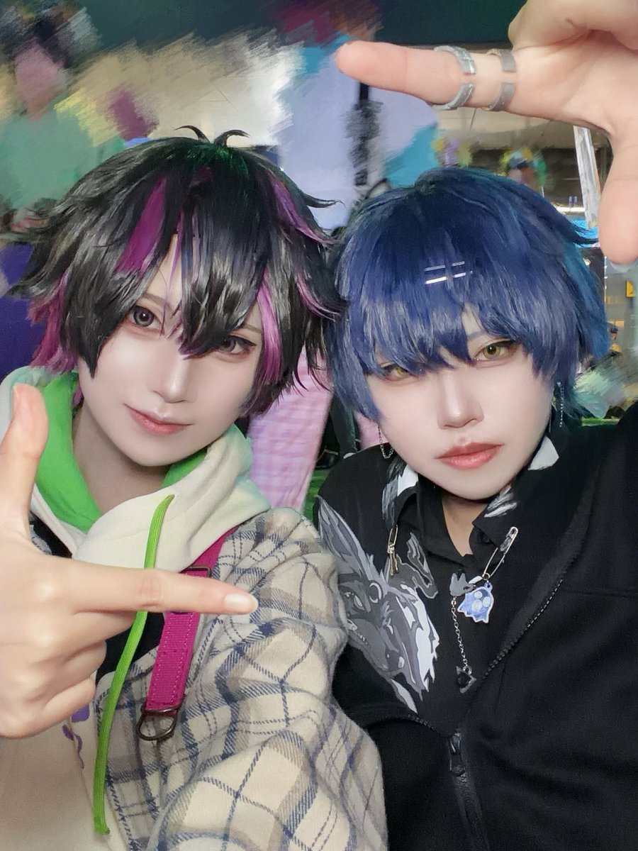 koto_ee's tweet photo. TDC2日目いました!!
念願のねお👻🔪とこ兯౾𖤟で遊んでた🎵
#ニューレイヤーズパラダイス
#コスフェスTDC https://t.co/9VgY43Go28