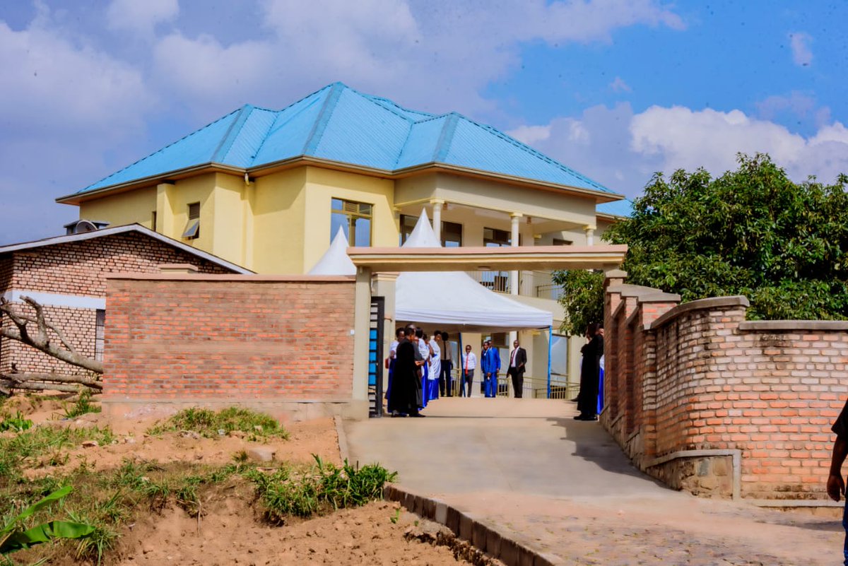 KigemeDiocese's tweet photo. On behalf of the entire Kigeme Diocese, we sincerely thank the Most Rev. Dr. Laurent Mbanda, ABP and Primate of Rwanda, for his pastoral visit. Your presence, prayers, encouragement and words of wisdom were a great blessing to us. https://t.co/1ej1x5hbMp