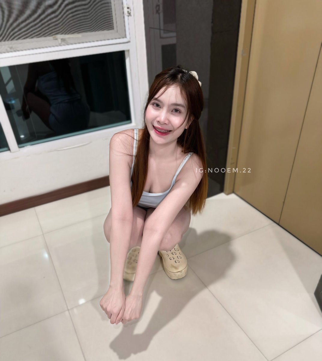 chaaem2x's tweet photo. แอบแฟนมาหาเราดิ555 #โคราช https://t.co/QgSXkMBsR0