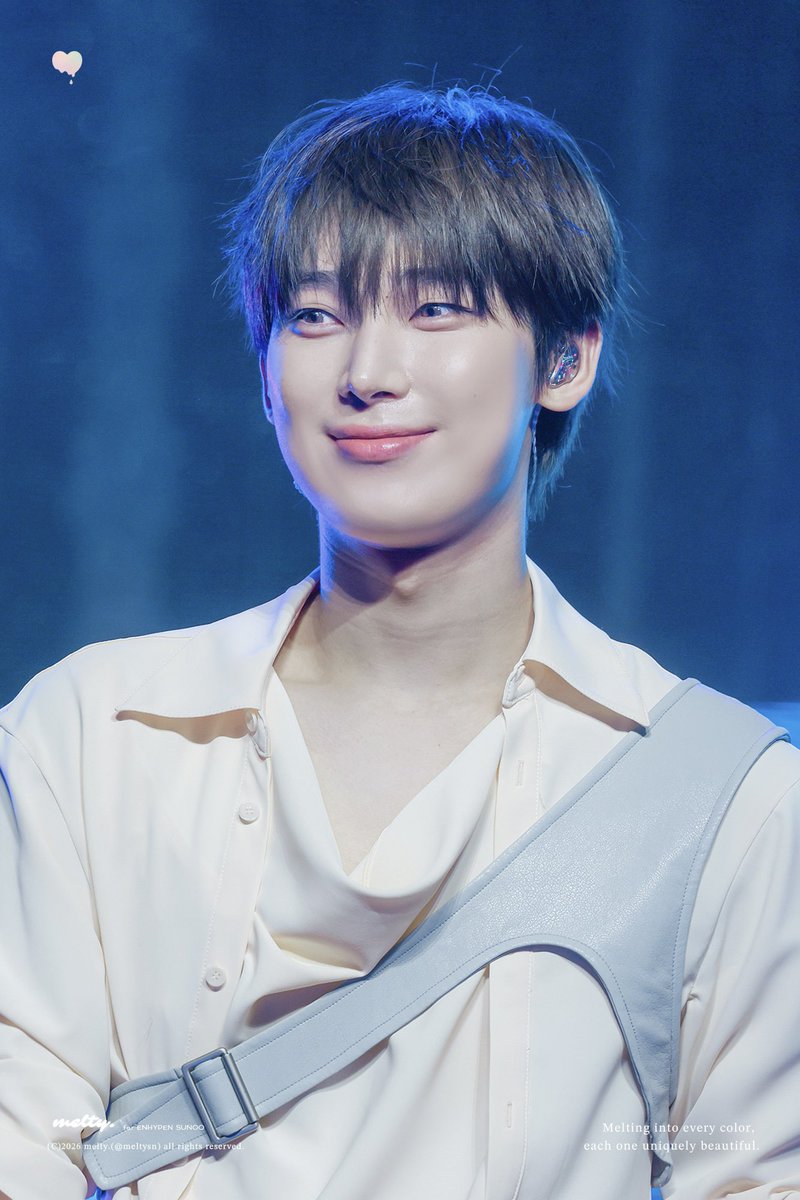 meltysn's tweet photo. 261003 Dunkin’ funmeet
#선우 #SUNOO
#엔하이픈 #ENHYPEN https://t.co/x8ZNozXF79