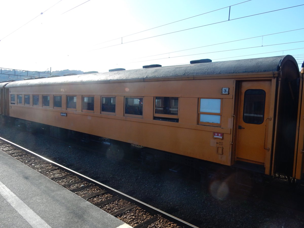 akritetudou's tweet photo. @ObataFumiy19816 全車生き残っていますよ！
オハ47 380だけ写真がないですが他はオレンジ色になってます https://t.co/joAseVPh75