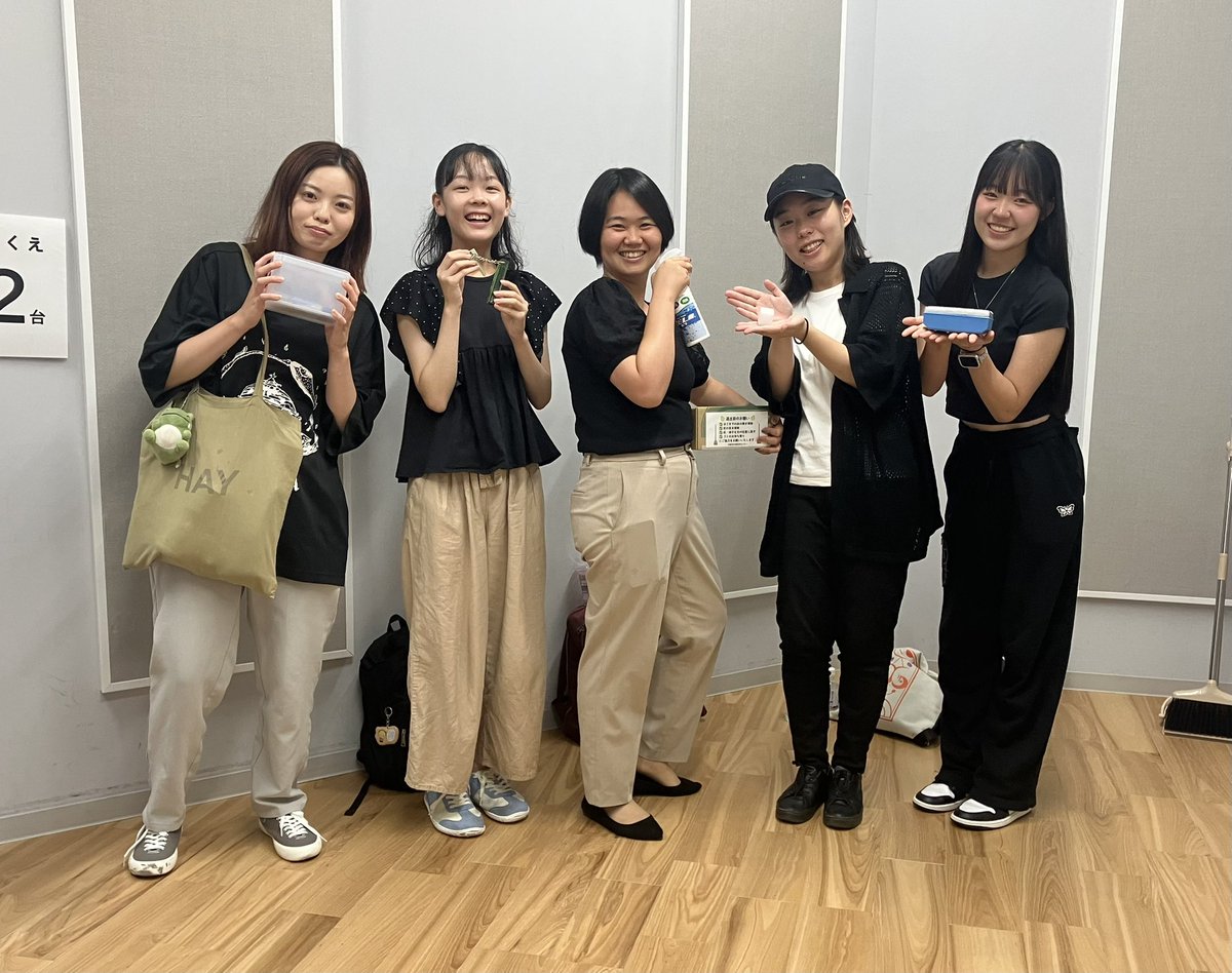 4x16x64's tweet photo. 【4時の窓 第2回公演】

そうだね。同日開催だね。

B.『匣の中のレミング』

とき:11/7(土)16:00・8(日)11:00／17:00
＊開場は各回30分前より
＊約90分の上演予定

ところ: in→dependent theatre 1st
(大阪市浪速区日本橋3-3-19)

チケット:前売2,800円
https://t.co/wZgVQtlgKw

おなしゃす。 https://t.co/W12N1Qsvjc