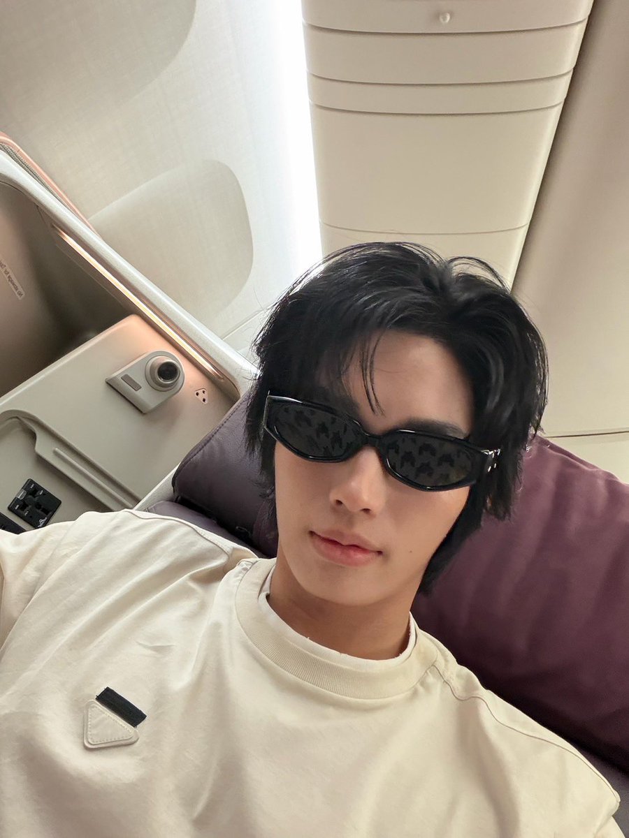 WinmetawinO's tweet photo. เดินทางปลอดภัยคับคนเก่ง @winmetawin ✈️🇰🇷

#NespressoxWin
#NespressoTH
#winmetawin https://t.co/IQm5hDtj3j