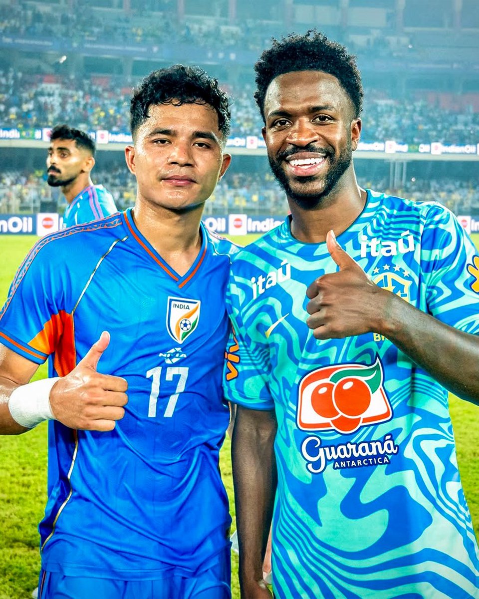 eastbengal_fc's tweet photo. Some experiences teach you the lessons of a lifetime 🇮🇳 🤝 🇧🇷 (1/4)
#IndianFootball #BlueTigers #INDBRA https://t.co/dufCpBfCJ5