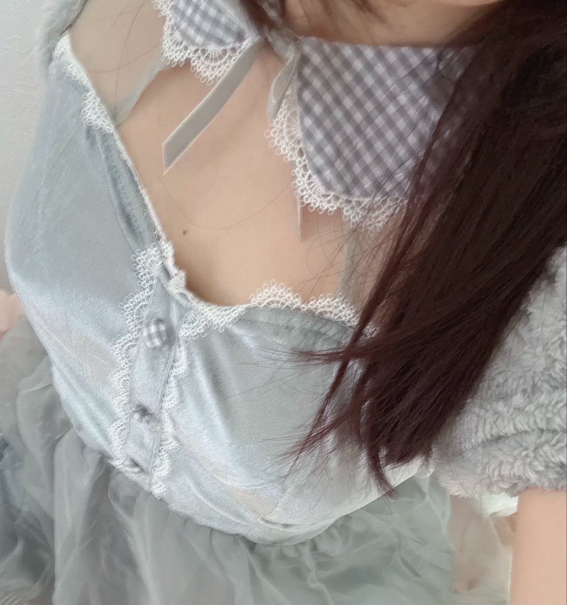mi_na3173's tweet photo. 買ったやつ着てみた壁すぎて何も出来ない、、、、 https://t.co/9PaTa9C3el