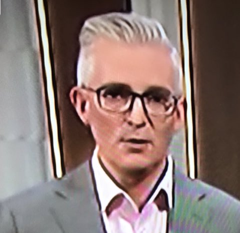 philmupp1's tweet photo. David Speers up front for ABC730 and wouldn't you know it , the big story dominating Vic politics according to 'our ABC' is potholes. 
Potholes , potholes everywhere roads are
 such a mess.
And who can solve this holey dilemma
Step up saviour Jess.
Speers-shallow as a petri dish! https://t.co/v4AzCogcPj