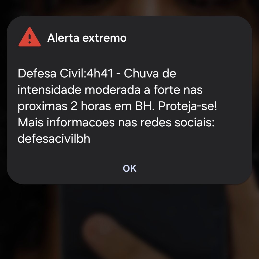 mil9o8's tweet photo. Acordei no susto com alerta da defesa civil https://t.co/US0M96OoXw