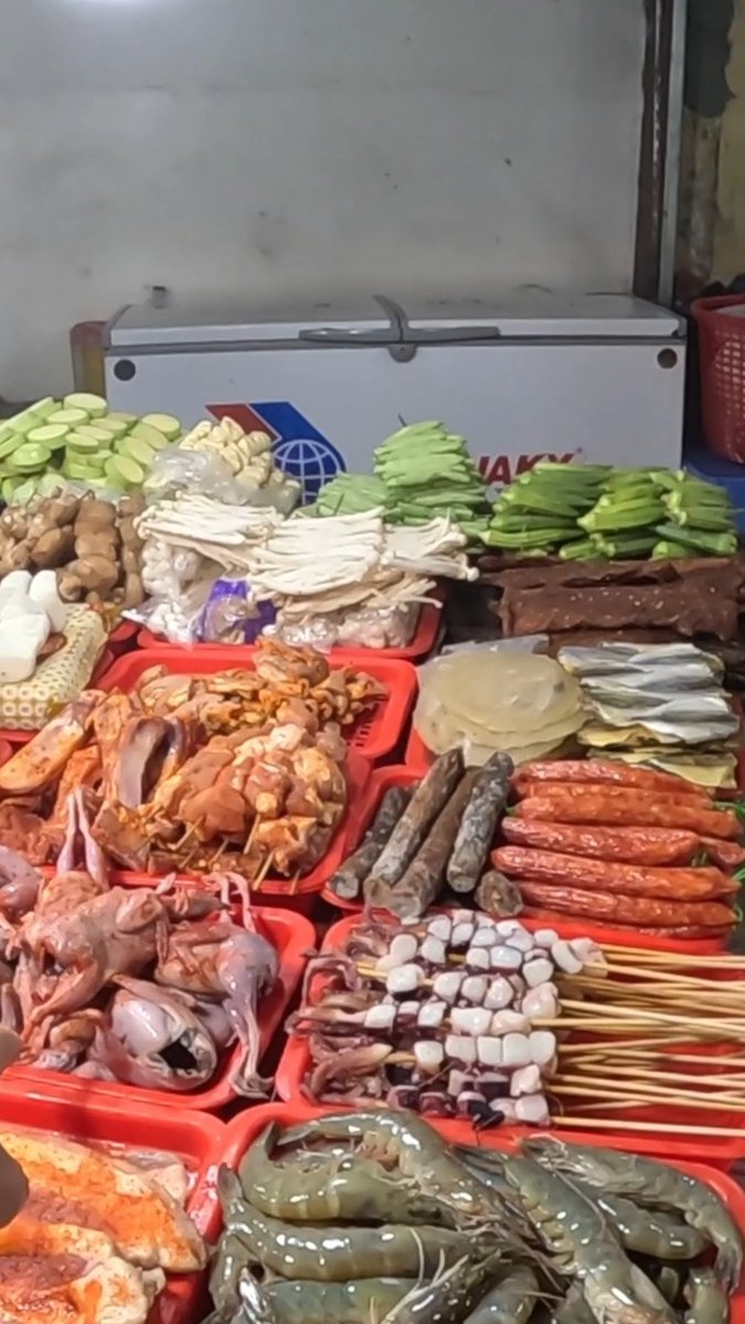 senaysankaya's tweet photo. Vietnamese street food in Sapa: bold flavors, mountain views, and unforgettable local bites. https://t.co/SGm7fPgFvO