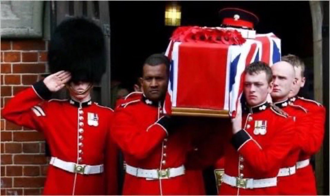 150G512XD's tweet photo. Jamie’s repatriation, funeral and final resting place 😢💔

Jamie was only 20 years old, heartbreaking 💔

We shall remember this brave young man who gave his all ❤️🇬🇧 https://t.co/AHuAzESWNT