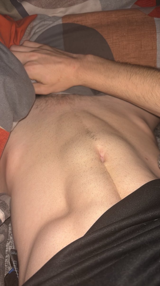 LiamCar34077084's tweet photo. Morning wood is the best, anyone wanna see it, dm me 👀👀 https://t.co/sLTD5oO4SB