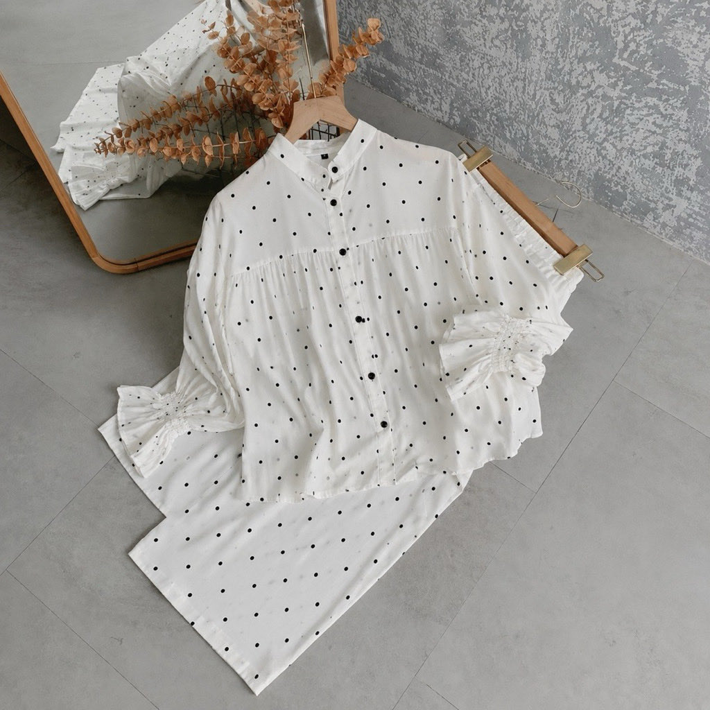 Tauruslady19_'s tweet photo. One Set Rayon yang lagi rame banget ini akhirnya restock! 😍
Bahan rayon adem, lembut, nggak nerawang, cutting loose jadi nyaman banget buat daily.
Buruan amankan motif favoritmu sebelum kehabisan, klik link dibawah ⤵️
https://t.co/D8Y3uIspMY

#onesetviral #setelanwanita #fyp https://t.co/OJT6sDw5bh