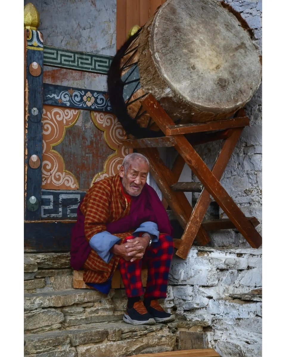 only_karittoo's tweet photo. Bhutan’s Ura Yakchoe Tshechu is one of central Bhutan’s most culturally significant festivals, celebrated for its intimate village atmosphere. https://t.co/mB6AtvkHrw
