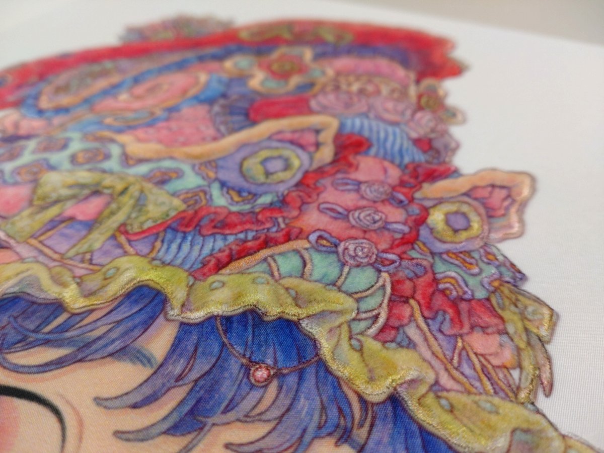 runta1210's tweet photo. 今回の企画展では、私の水彩作品を刺繍アートに加工していただきました🪡
とても素敵に仕上げていただいております…！
ぜひ会場で実物をご覧いただけますと幸いです。
作品の販売やグッズもございますので、ぜひお立ち寄りください🙇‍♂️ https://t.co/OecfYGmNVU