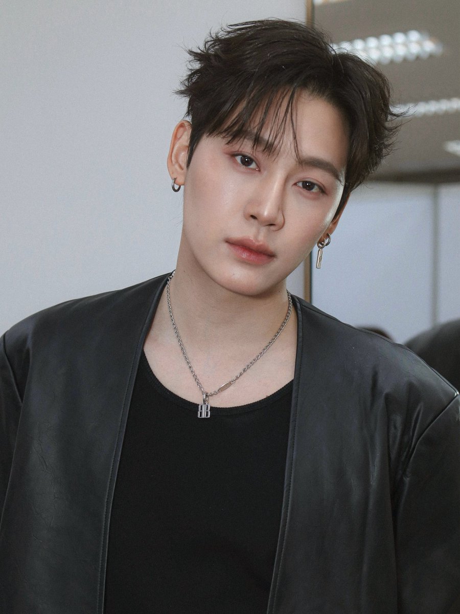 bb0un_official tweet picture