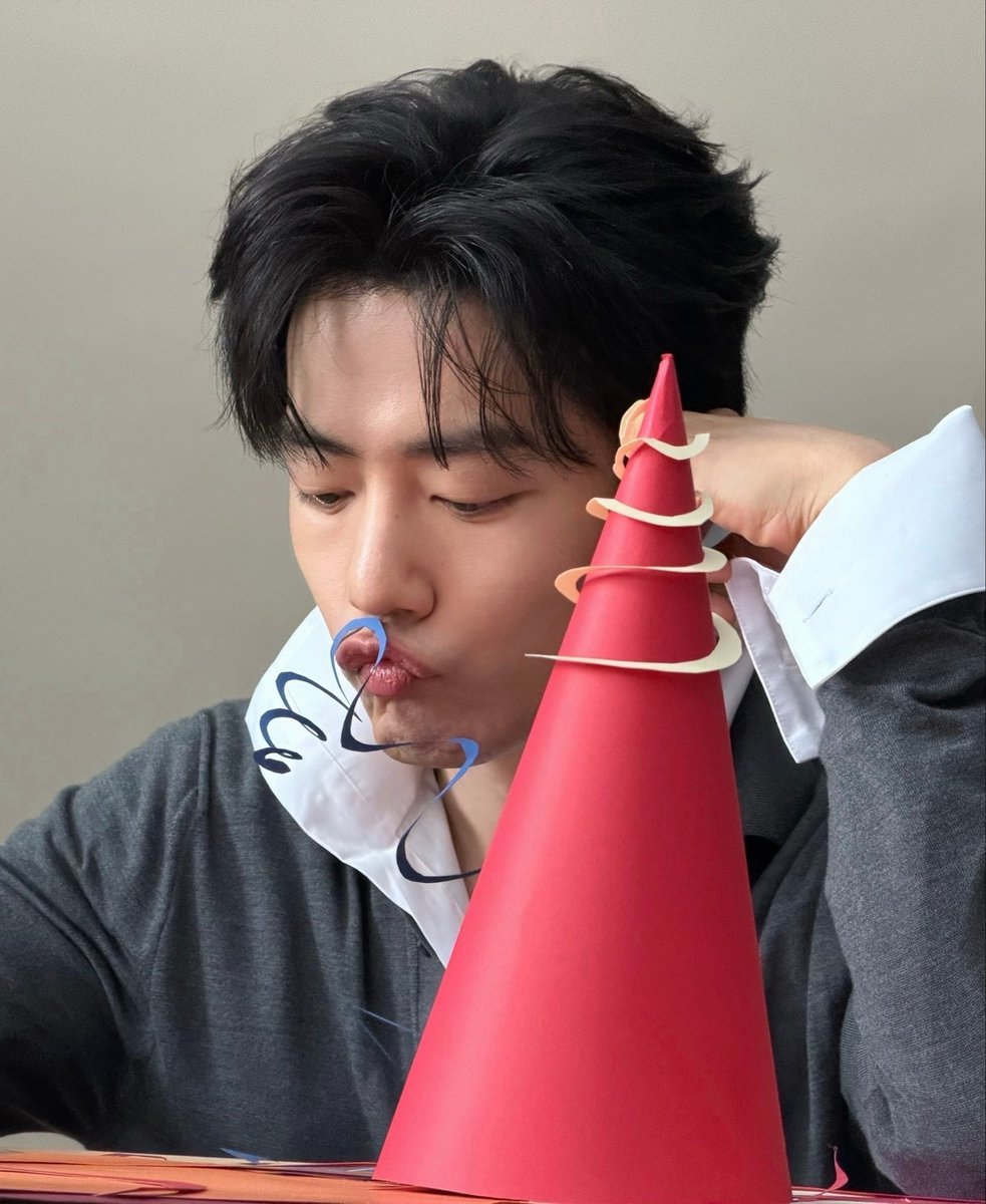 XZhanbaobao's tweet photo. .         พี่ป๋อ 97 (29)😎          น้องจ้าน 91 (35)🎀 https://t.co/tYXt9brEz6