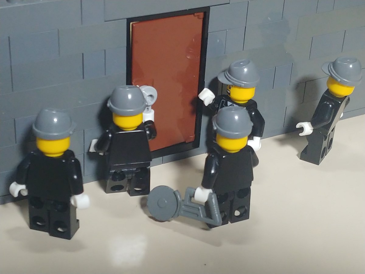24PPC7RQTPIYk0W's tweet photo. 『大阪や』

はよあけんかい！！

#LEGO https://t.co/IyDYAIzTjh