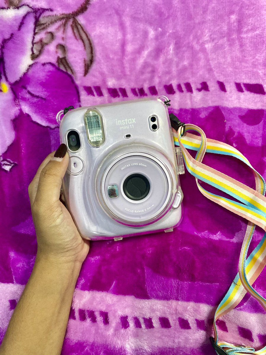 zeusluwin's tweet photo. wts jual preloved instax mini 11 purple, 600 nett include case nya, sayang ga kepake plis beli dong mau beli sepatu😭😭 https://t.co/L58WXDH3SY