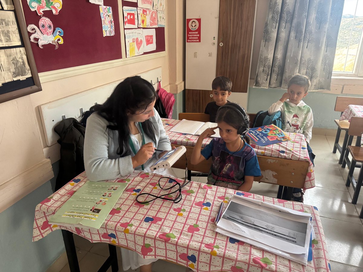 HasankeyfTSM's tweet photo. İlçemiz hasankeyf toplum sağlığı merkezi personelimiz tarafından 2026-2027 eğitim öğretim yılı okul çağı işitme tarama programı kapsamında merkez ve köy okulları 1. Sınıf öğrencilerine tarama yapılmıştır.
@batmanilsaglik https://t.co/2R2W6kxmh7
