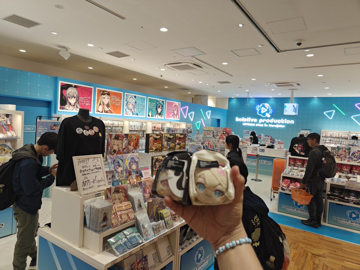 beats_go's tweet photo. Oh no
#hololive
#fuwamoco
#ruffian https://t.co/rD3aVwe8td