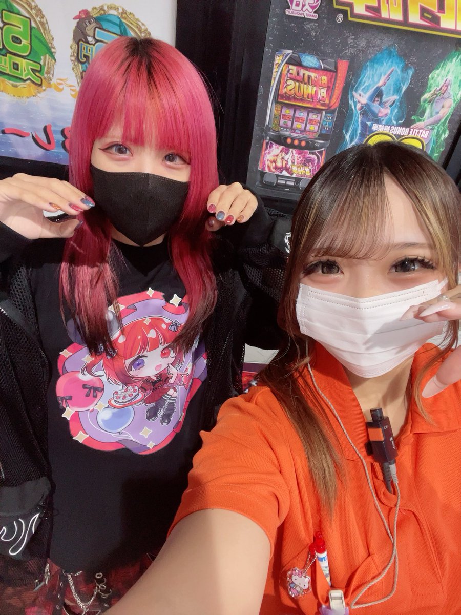 chiyollo7's tweet photo. 今日はめおしざこさんです✨
髪色もネイルもとってもかわちかったです😼❤️ https://t.co/eVjs09s0nt
