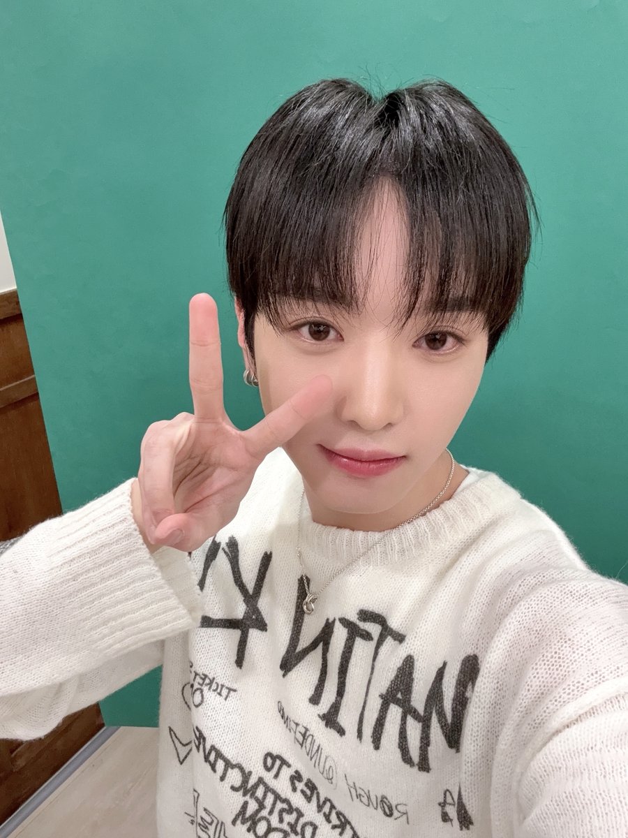 xikers_official's tweet photo. [🎂] HAPPY YUJUN DAY

Behind 💚🌲🦖🪀 Photo

#xikers #싸이커스 #유준 #YUJUN https://t.co/BOXRVNS9KV