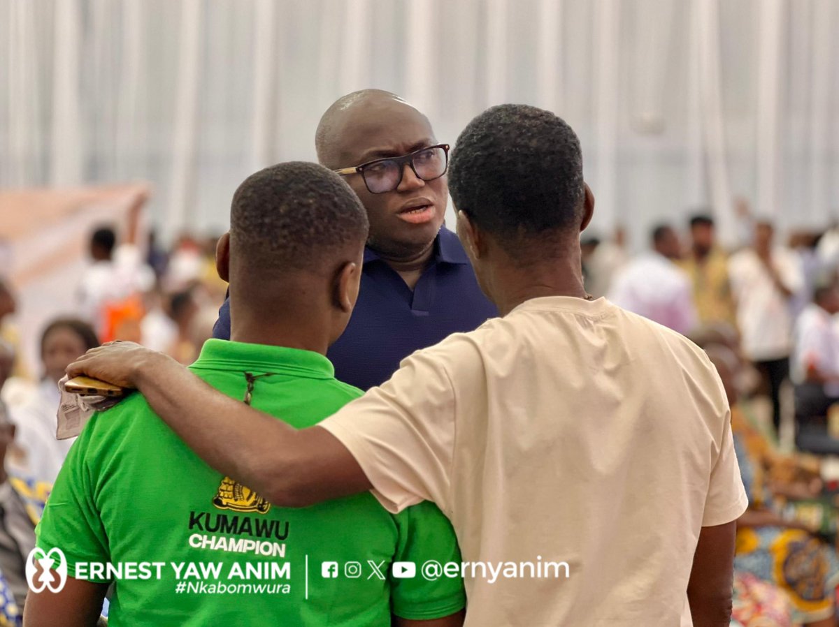 ernyanim's tweet photo. Master Randy demonstrated remarkable brilliance and eloquence, bringing great pride to Sekyere Kumawu. His outstanding performance underscores the value of reading and serves as a powerful inspiration to young people across our district. (2/3) https://t.co/sHsCuMWtUh