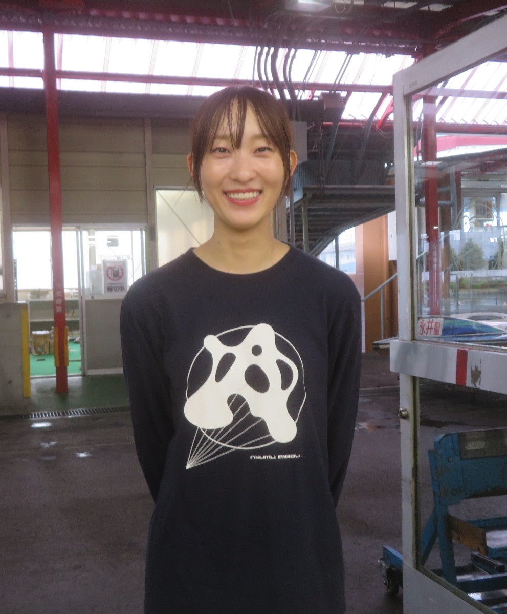 daily_boatrace's tweet photo. 【 #ボートレース戸田 】  
 #第７回日刊大衆杯 
戸田では２節連続３回目の優出となった高憧四季。「ペラにしっかり反応があるし、エンジンがいいです。それに初日、２日目の整備が当たったと思います。足は全体的に良くて上位。最近の中では一番いいですね」とニッコリ！そして「戸田の調整は難しいけど大好きな水面です」と笑みがこぼれた！！    
 #ボートレース #BOATRACE
 @daily_boatrace #高憧四季