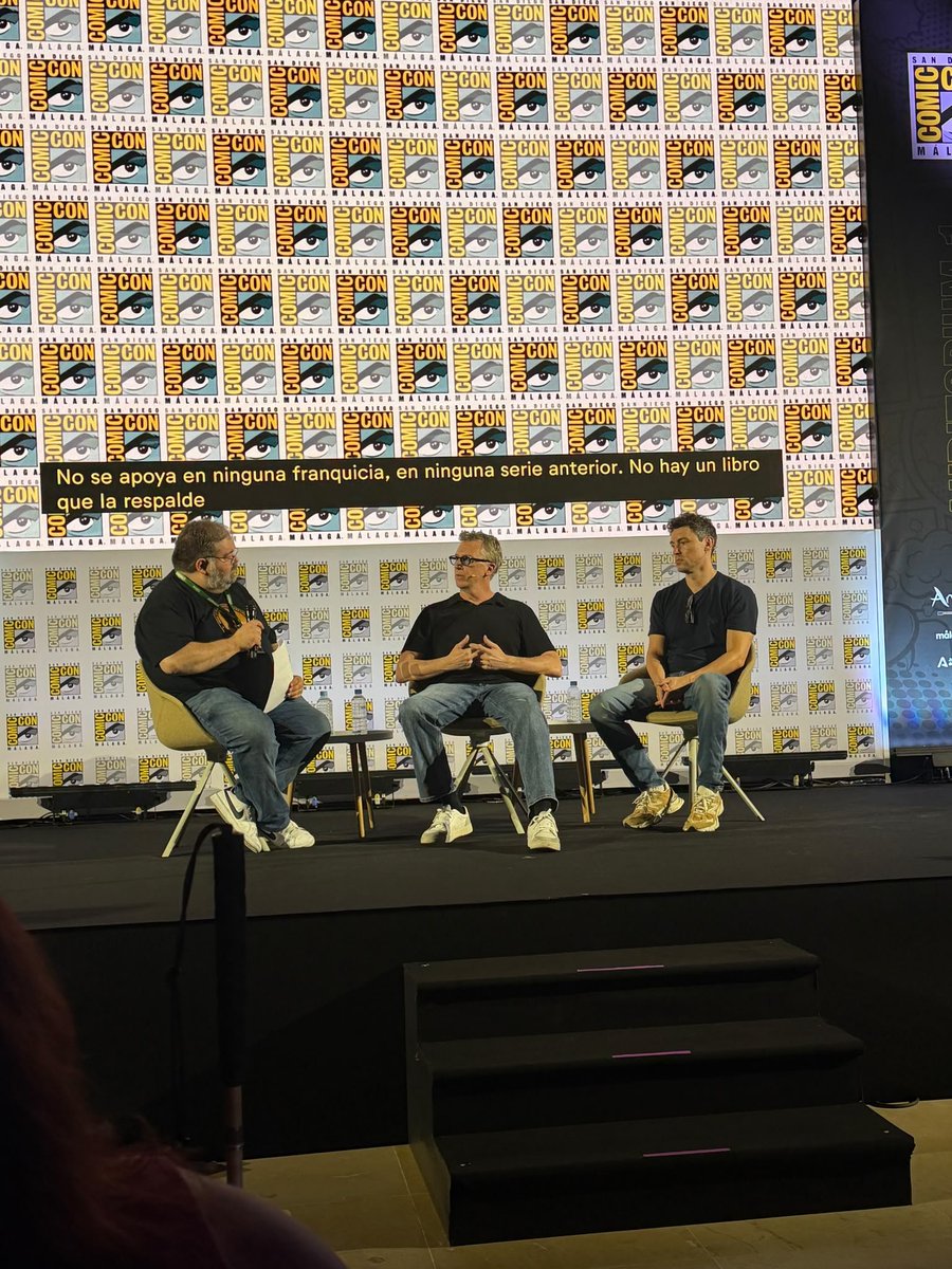JesusUsero's tweet photo. Nuestro último panel de la #SDCCMálaga2026 fue con los geniales #JonathanGoldstein y #JohnFrancisDaley, responsables de #Mayday, #DungeonsandDragons o #GameNight y guionistas de muchas más películas. Fue una pasada https://t.co/MhHEVRuEvD