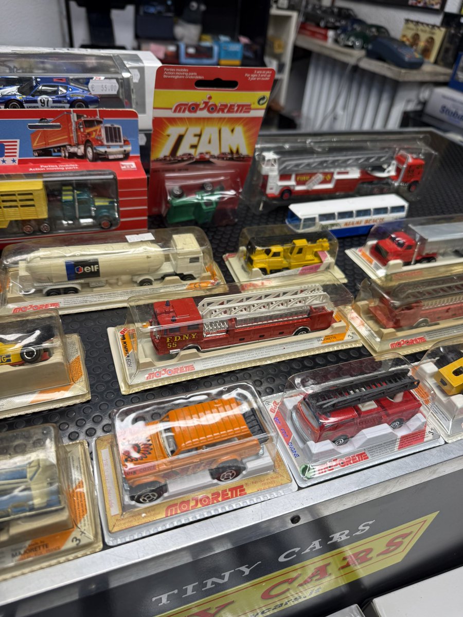cars_tiny's tweet photo. Majorette vintage nuove in scatola #tinycars #majorette #vintage #toy #collezione https://t.co/Dvm2dxcMEo