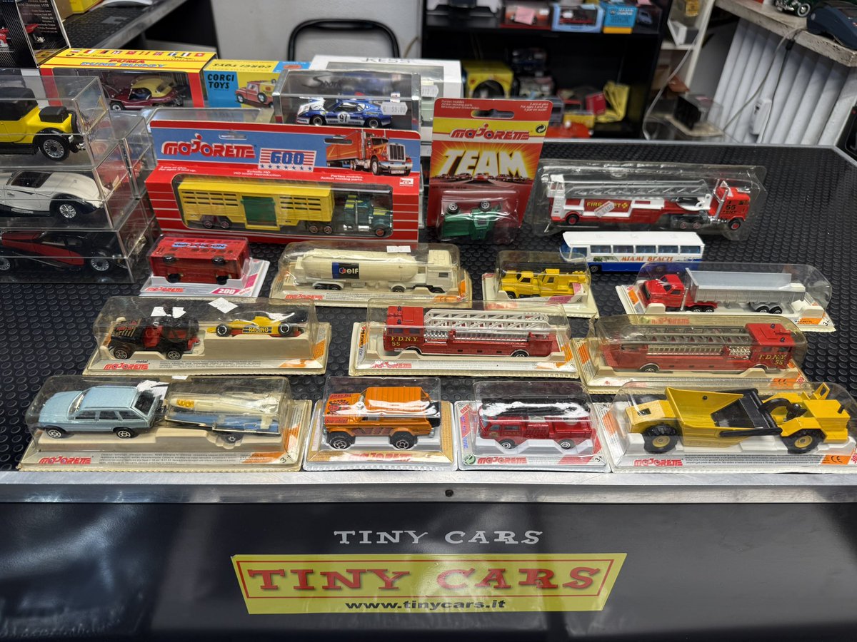 cars_tiny's tweet photo. Majorette vintage nuove in scatola #tinycars #majorette #vintage #toy #collezione https://t.co/Dvm2dxcMEo