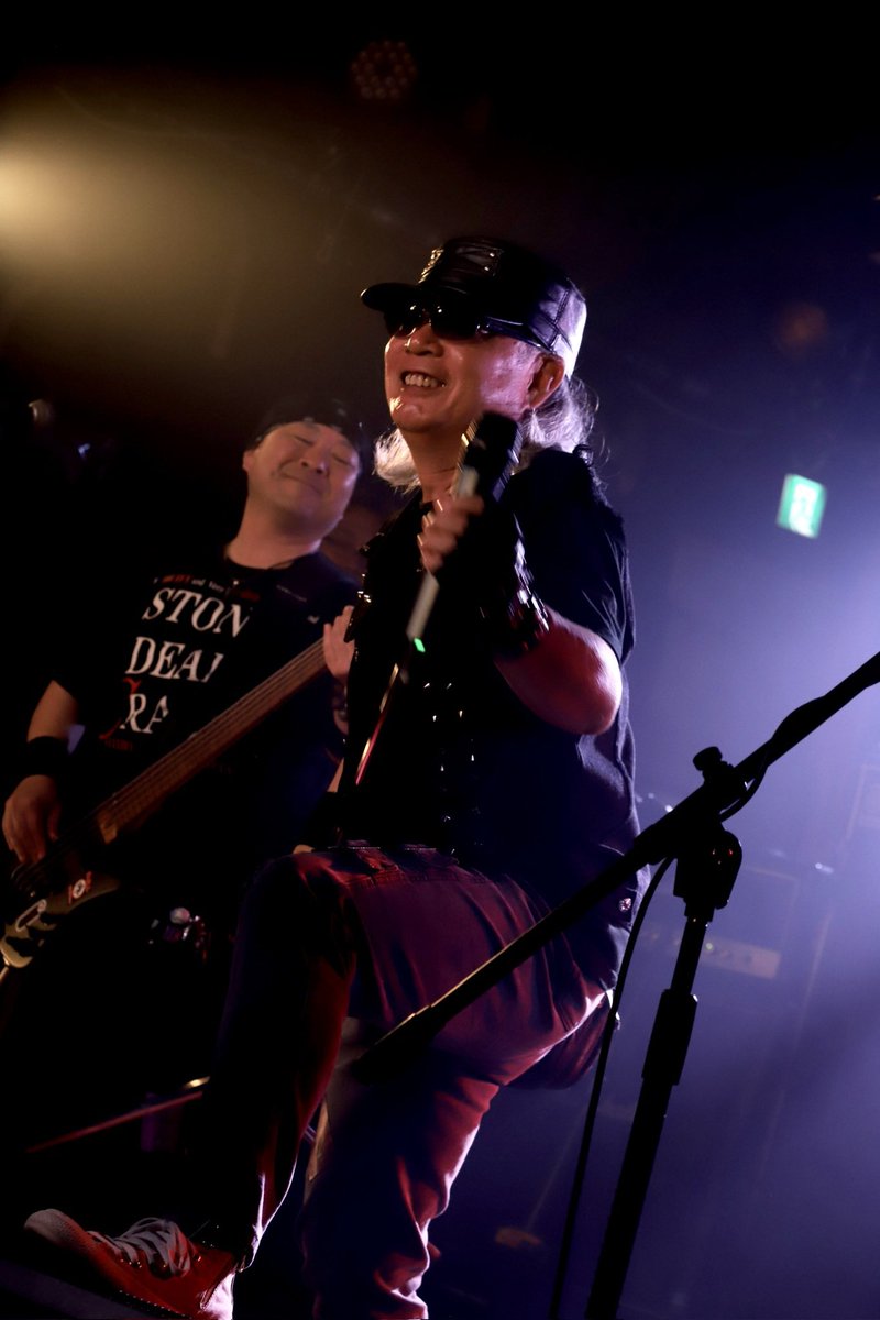 screaming_yuich's tweet photo. 爆獣暴動アイミョソPRES.
「HELLS PIT BBQ Vol.2」無事に終了いたしました。
還暦を迎えまさかの2週連続ライブでしたが、たくさんのお客さんもガッツリ盛り上げてくれて、めっちゃ気持ちよかったです🤘🏻
ありがとうございました〜

pic by さとみん https://t.co/LJEH5vzVSU