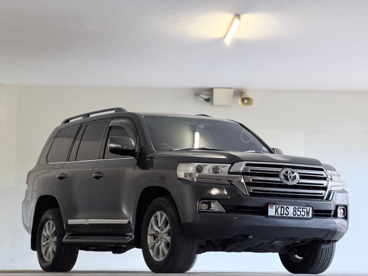 JaMtoka's tweet photo. • 2017 Toyota Land Cruiser Sahara — VDJ200R 🇯🇵
• KSh10.3 Million 
• Fuel Tank: 138L
• 7-9km/litre
• Mileage: 113,738km
• Location: Nairobi 🇰🇪 — Runda
• +254733665551 — WhatsApp

• 4.5-litre V8 Turbocharged Diesel — 1VD-FTV
• 268hp @ 3600 rpm
• 650Nm @ 1600-2600 rpm 🔥 🔥
• 6-Speed AT with ECT 2nd and ECT PWR
• Full-time 4WD with 2-Speed Transfer Case and Centre Differential Lock 

• 10 Airbags with RSCA — Roll Sensing Curtain Airbags
• Bi-LED Daytime Running Lights with Auto-Leveling
• Brake Assist
• Coil Springs Front and Rear
• CRAWL/MTS System - Multi Terrain Select
• Hill Start Assist
• KDSS - Kinetic Dynamic Suspension System
• Traction Control System
• Vehicle Stability Control
• Toyota Safety Sense:
√ Blind Spot Monitor
√ Pre-Collision System with Pedestrian Detection
√ Dynamic Radar Cruise Control
√ Lane Departure Alert
√ Automatic High-Beam
√ Rear Cross Traffic Alert

• 9" Colour Touchscreen with Navigation
• 4-Zone Automatic Climate Control
• 9 Speaker Audio System
• 12V Sockets
• 4X USB-A Ports

• OEM Alloy Rims
• Cool Box
• Fog Lights
• Sunroof
• Wing Mirror Blinkers
• Wood Grain Trim
• Tow Bar
• 7 Leather Seats — Heated and Cooled Front