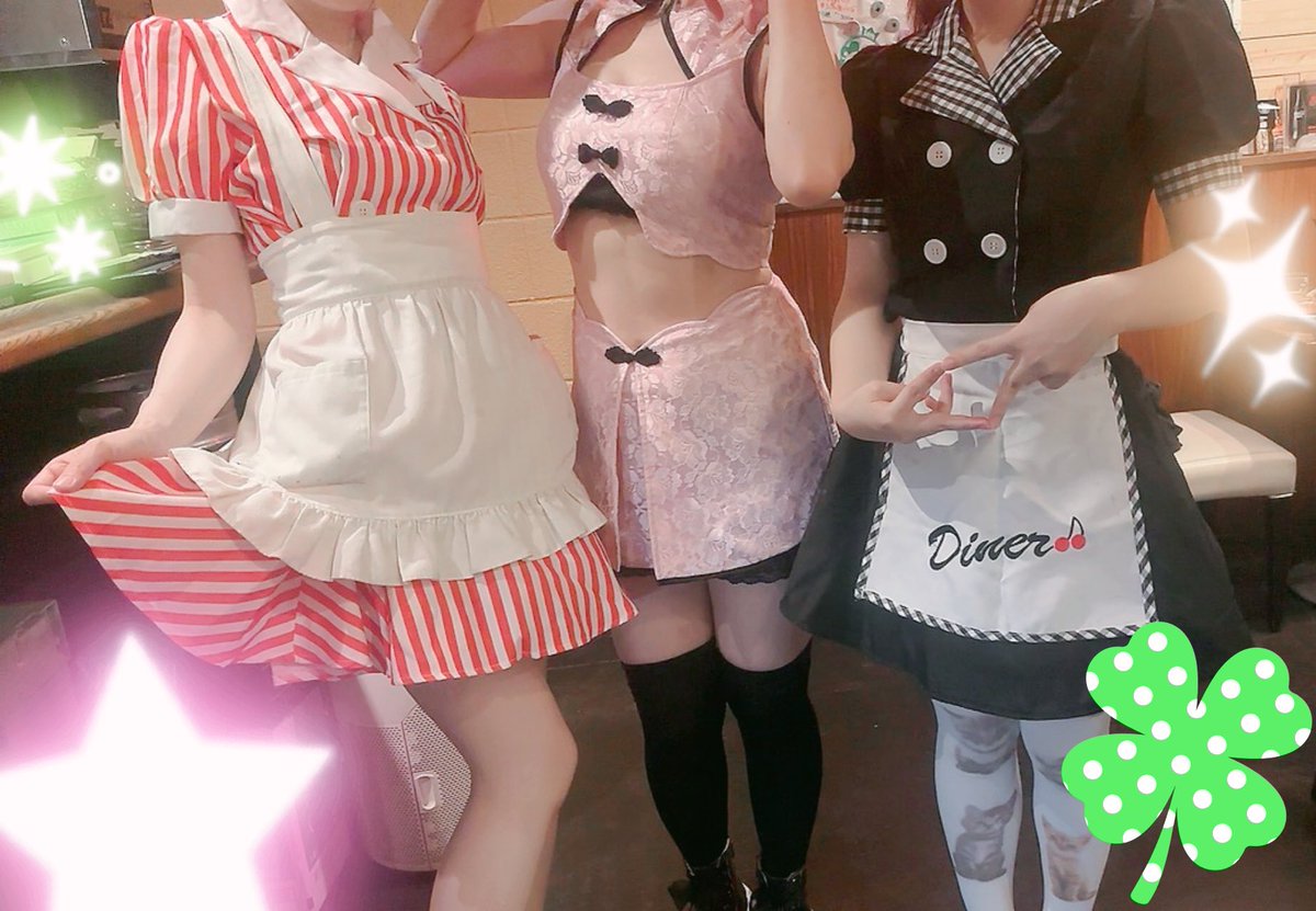 jam_akihabara's tweet photo. 衣装チェンジDAY🌟
遅番はこの3人でこんな衣装でご帰宅お待ちしております💖

どれが誰だかわかるかな？？？

一期一会！
2度とみれない衣装かもなので是非肉眼でご覧くださいね✨
#JAMったー
#メイド喫茶 https://t.co/ql9neFGMEK