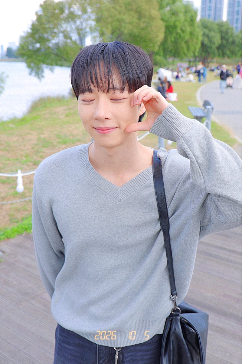 98II28's tweet photo. 261005 pre 오랜만이야 🫶🏻
#나인아이 #NINEi #제원 #우제원 #JEWON @NINE_i_Firstone https://t.co/vsGJ7QOtDQ