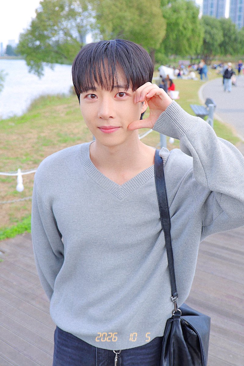 98II28's tweet photo. 261005 pre 오랜만이야 🫶🏻
#나인아이 #NINEi #제원 #우제원 #JEWON @NINE_i_Firstone https://t.co/vsGJ7QOtDQ