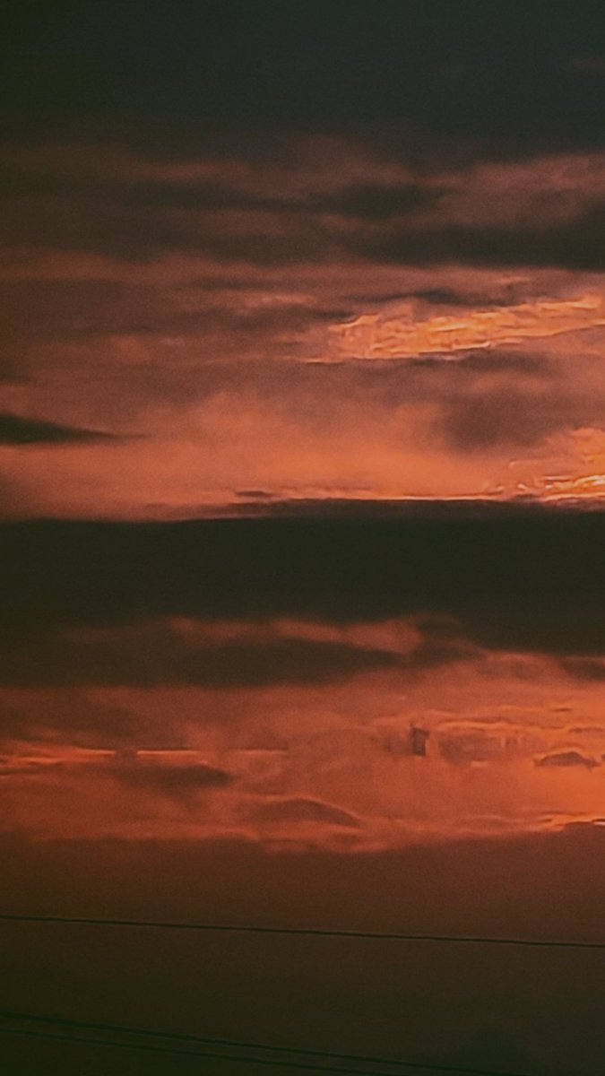 the_felizer's tweet photo. dusk https://t.co/dUAX86kmL2