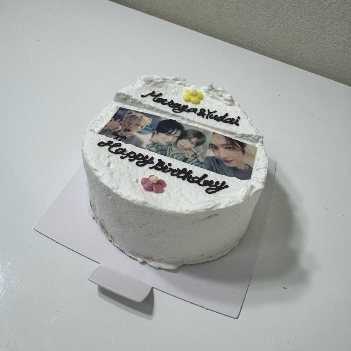 kimuti_matcha_'s tweet photo. 今までのトト誕生日ケーキたちです💛🩷
毎年系統の違うケーキで大満足、、、
けど今年は更に可愛いので早く載せたい https://t.co/dpxtRN6ZO6