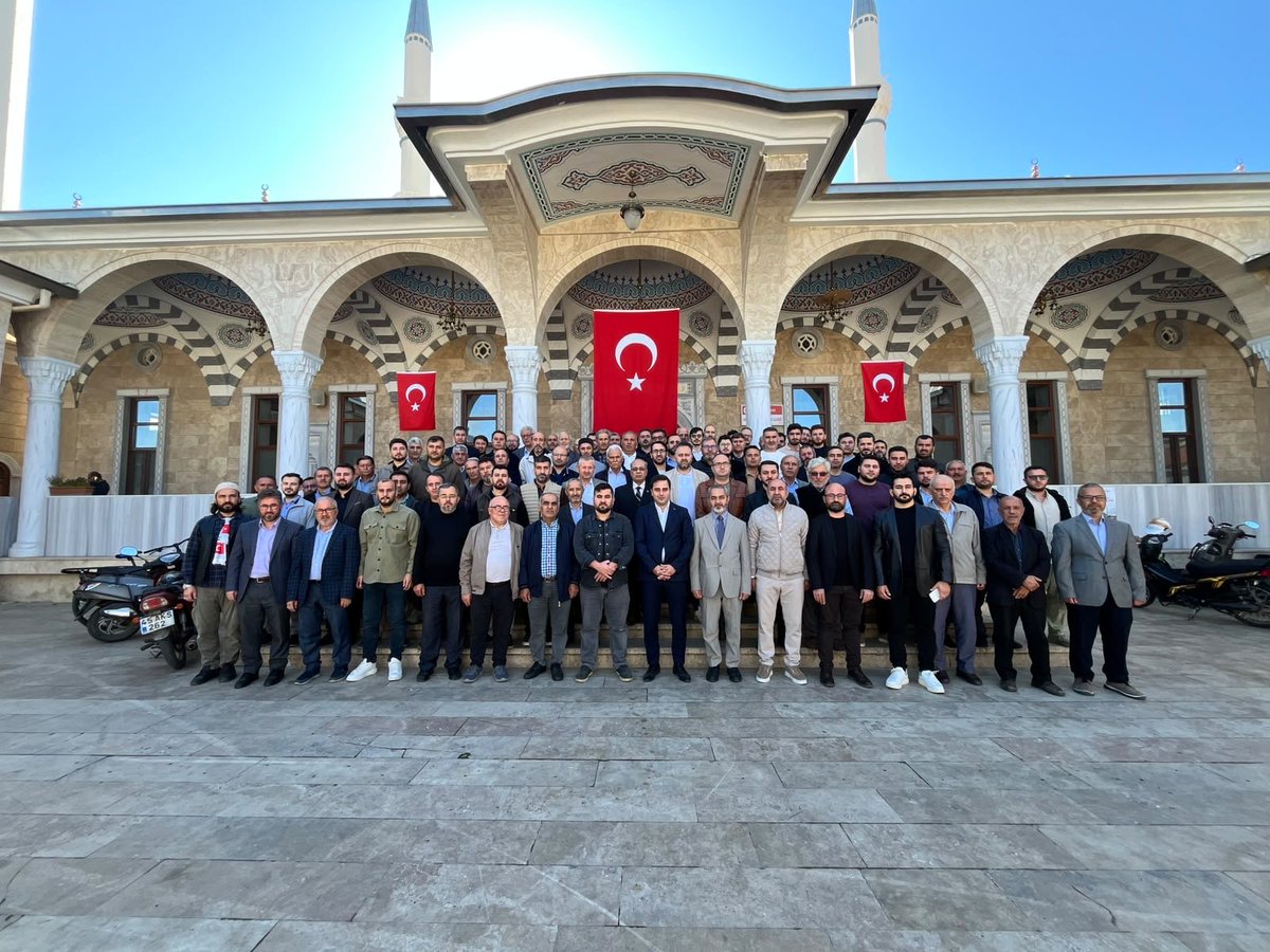 kulakaym's tweet photo. Sayın Kaymakamımız, emekli personellere bundan sonraki yaşamlarında sağlık, huzur ve başarı dileklerini iletti. https://t.co/tUY331WS7m