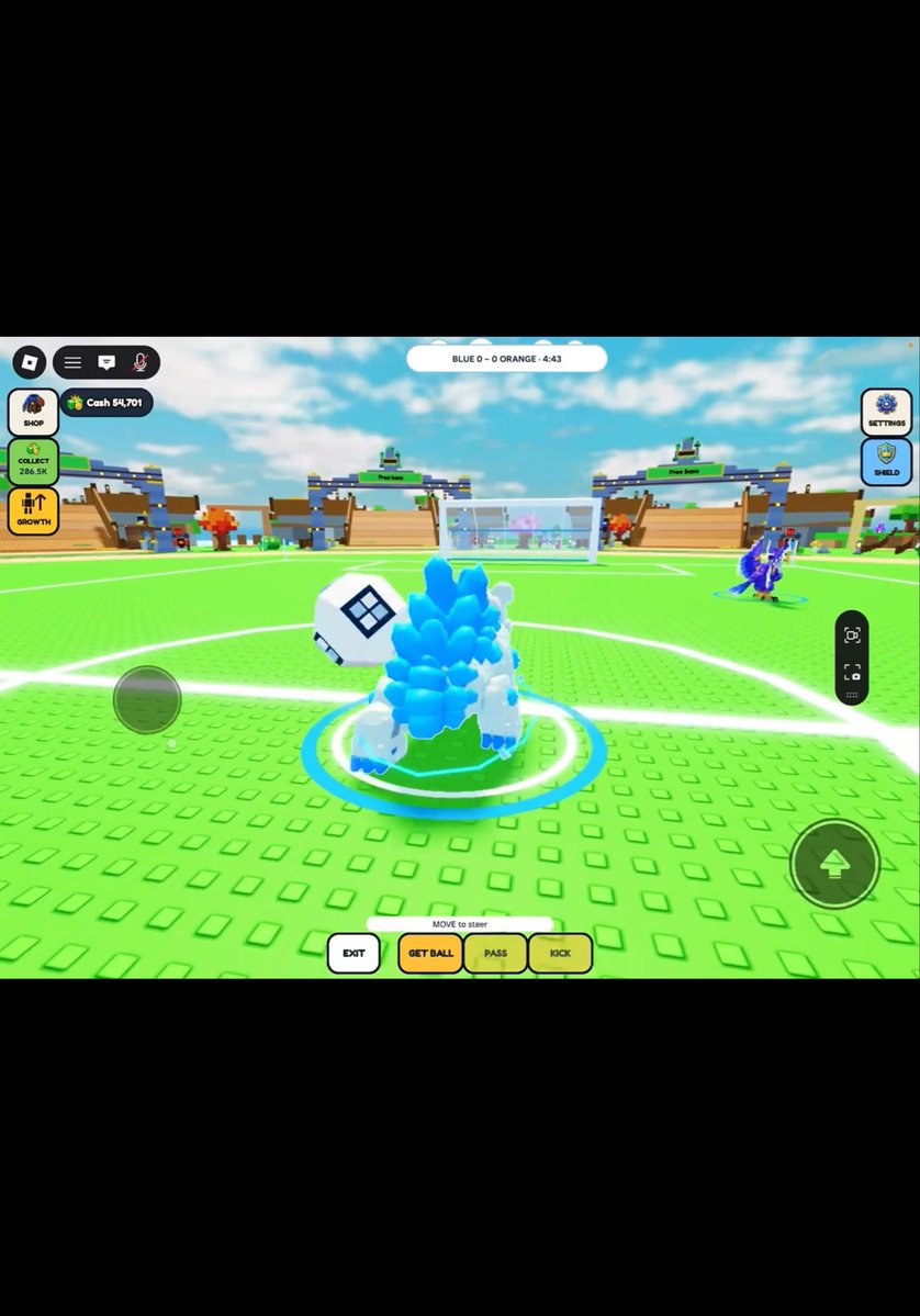 arkgaming90's tweet photo. STEAL A GIANT 
My Giant collection Luma Bear got the football hits the goal
#Stealagiant #roblox #robloxdev https://t.co/Nduj7MA6V1