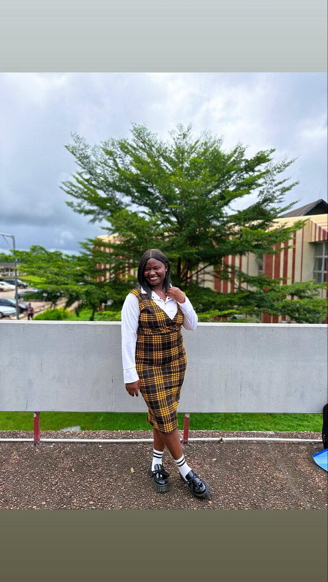 OlapadeIfee's tweet photo. Last month, September 25th, I had my Final Year Defence. 🥹📚

Grateful for the journey, the lessons, and everyone who supported me along the way. 🙏🏽❤️

One step closer to graduation! 🎓✨

#FinalYearDefence #GraduationLoading #Thankful#FinalYearDefence #FinalYearStudent #GraduationLoading #AcademicJourney #StudentLife #Achievement #Thankful #NewChapter