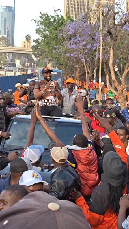 kilundeezy's tweet photo. This is not Ai this is the Next Nairobi   Governor who will clear sakajas mess . https://t.co/b3k6wgOtiU