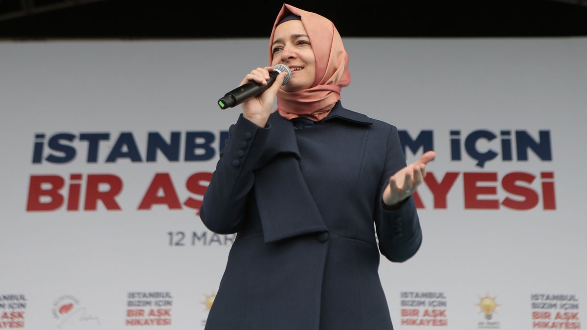 BirGun_Gazetesi's tweet photo. Fon vurgunu: AKP’li Fatma Betül Sayan Kaya hakkında suç duyurusu

Fon vurgununda yaklaşık 2 milyar TL kazanç elde eden AKP'li Fatma Betül Sayan Kaya ve eşi İlyas ile ilgili tüm sorumlular hakkında TKP suç duyurusunda bulundu. Dilekçede 6 suçlama yöneltildi

Haberin tamamı: 
https://t.co/DTcRJh3jQt