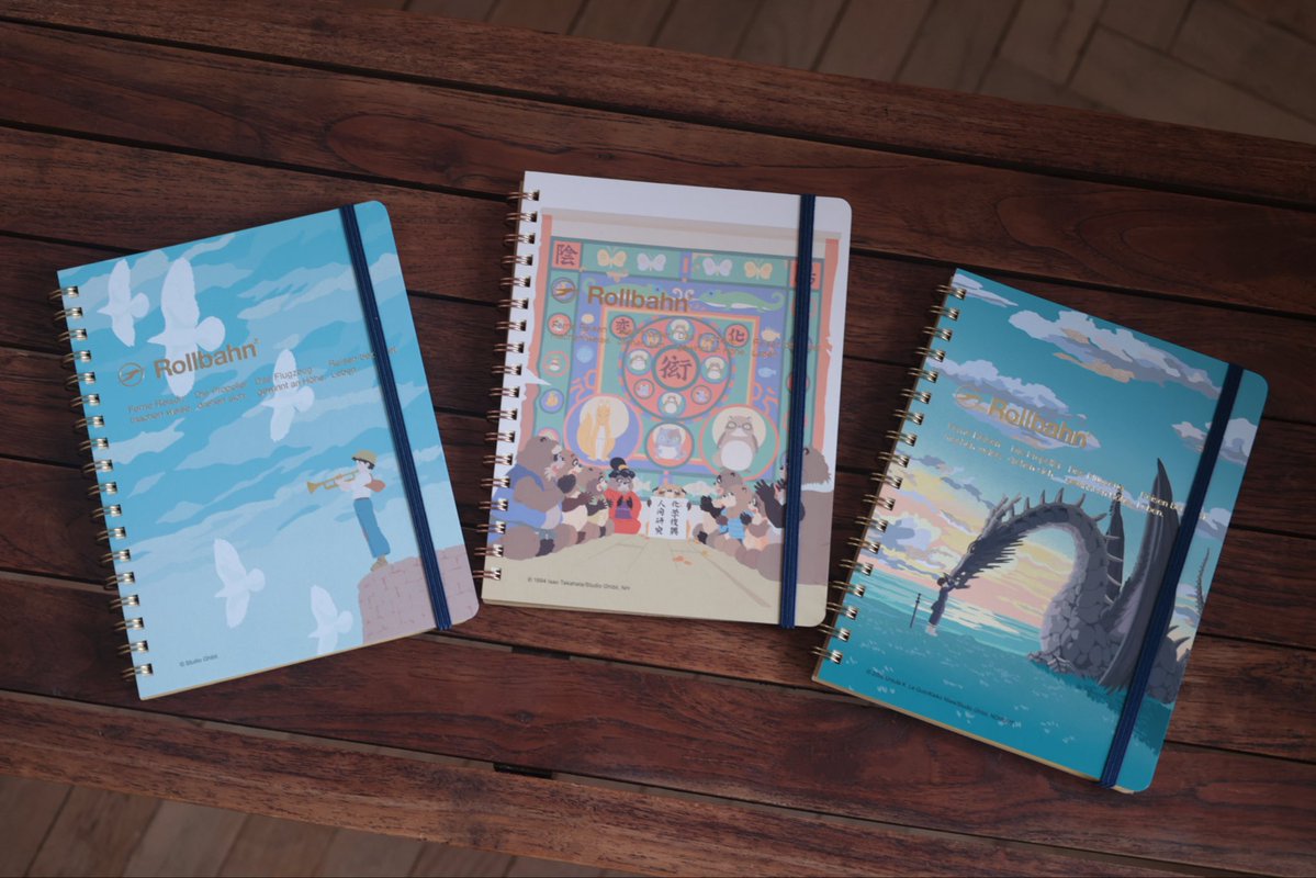 ghibli_dongurep's tweet photo. ⭐新商品⭐
 
スタジオジブリ作品を描いたロルバーンに
新柄が登場いたします💐

作品ごとに印象的なシーンがデザインされています。
賑やかな声や、風の音まで聞こえてきそう✨
.

ロルバーン ポケット付メモ L
🔸天空の城ラピュタ
🔸平成狸合戦ぽんぽこ
🔸ゲド戦記
¥1,430
仕様：5mm方眼・140ページ

10月10日（土）発売！

#どんぐり共和国